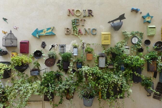Heaven in St Remy de Provence. All Things French. Wall of Objects