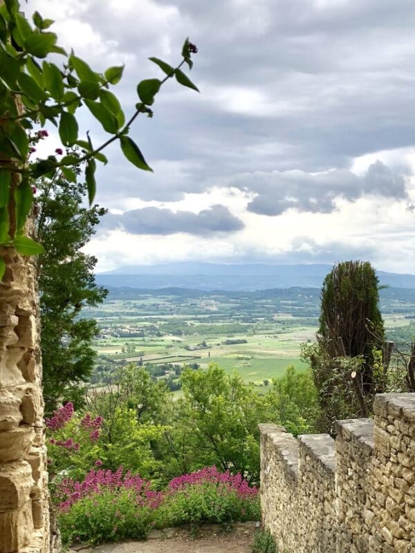 Gordes, Perched Village, Luberon Valley, All Things French Valley Glimpses