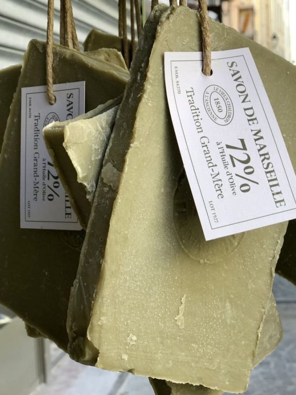 L'Isle-sur-la-Sorgue-soaps