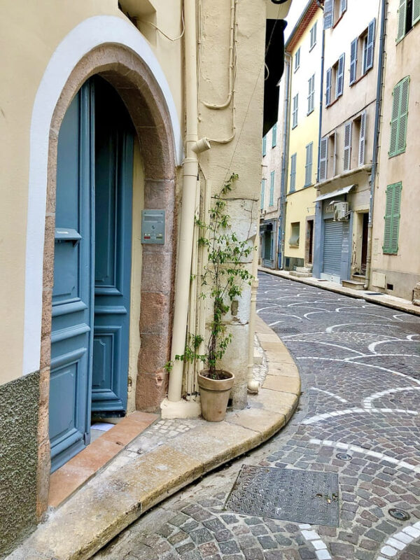 The Old Town in Antibes on the Riviera. Curved Street