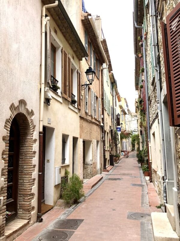 Discover Antibes on the Riviera. In the Old Town