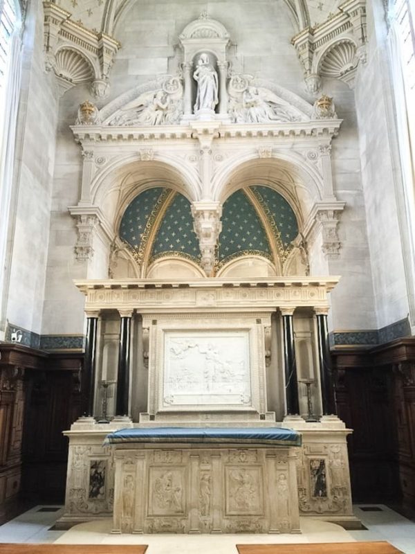 Chateau de Chantilly Family Chapel